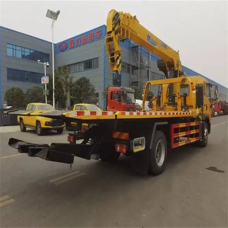 梅县附近小随车吊出租电话，轻松解决搬运烦恼